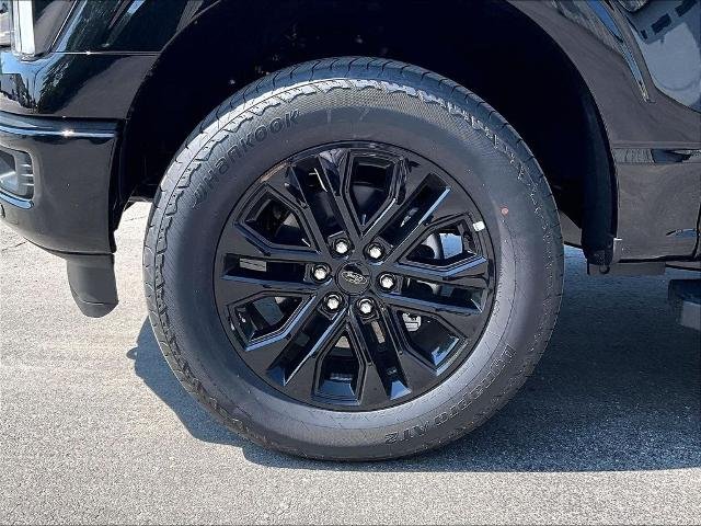 New 2026 Agate Black Metallic Ford Lariat image 25