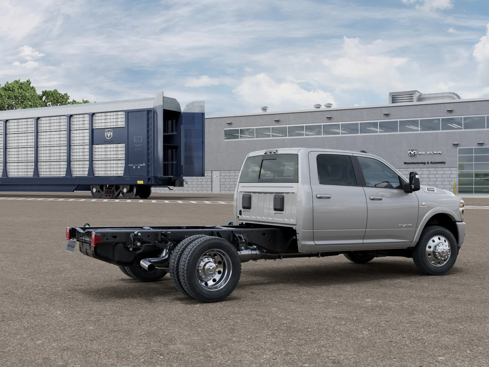 New 2026 Silver-Zynith Exterior Paint RAM TRADESMAN image 2