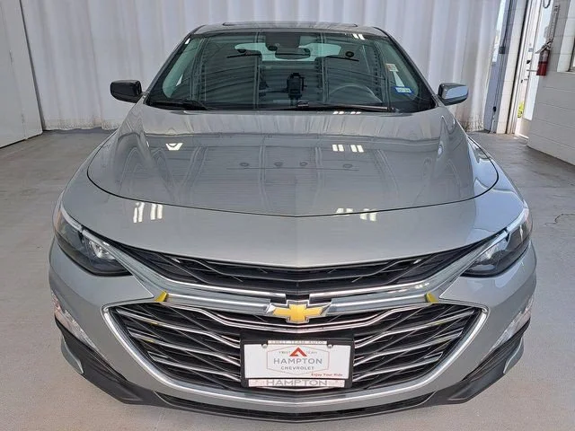 Used 2024 Gray Chevrolet LT image 3