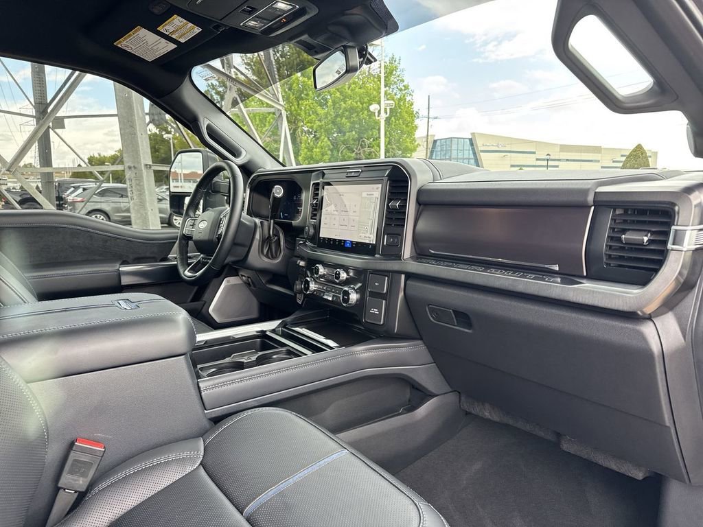 Used 2026  Ford XL image 29