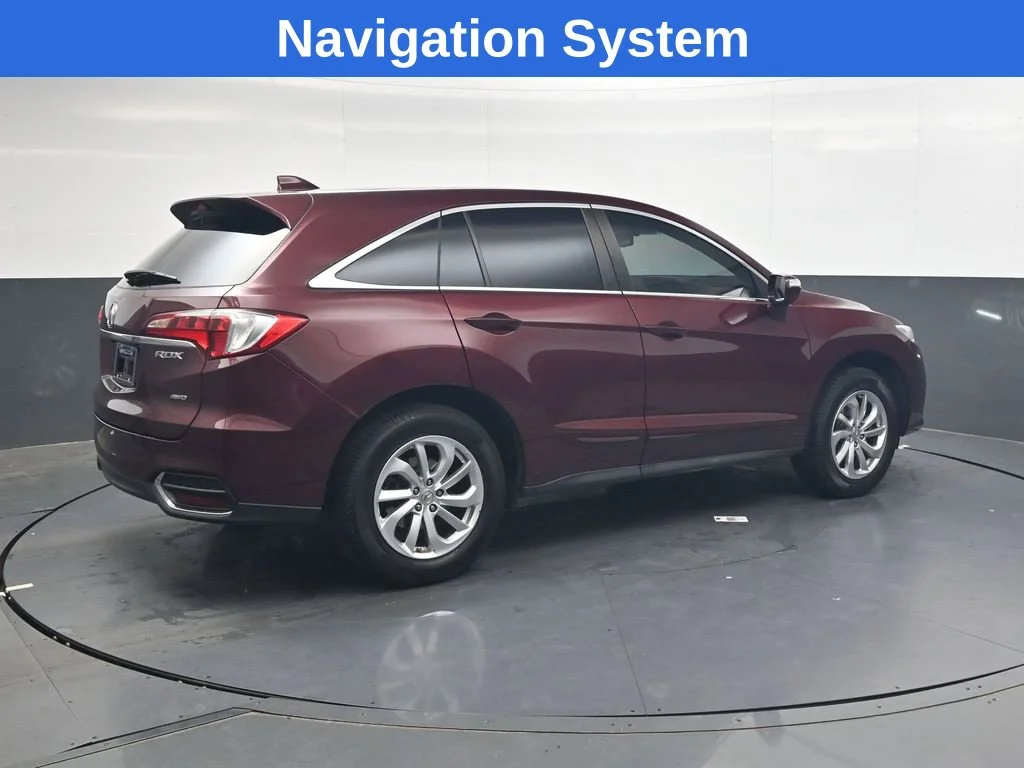 Used 2018  Acura Technology Package image 4