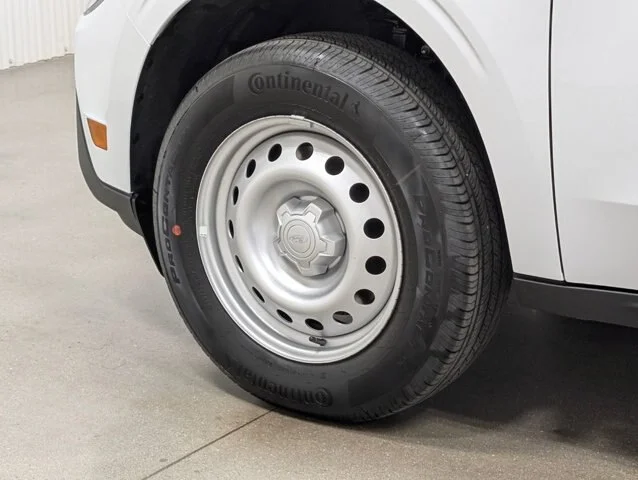 New 2026 Oxford White Ford XL image 26