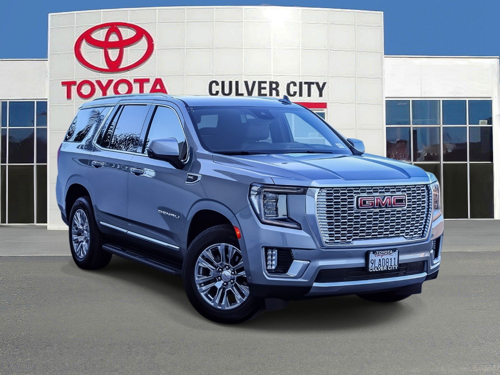 2024 GMC Yukon 4WD Denali's photo