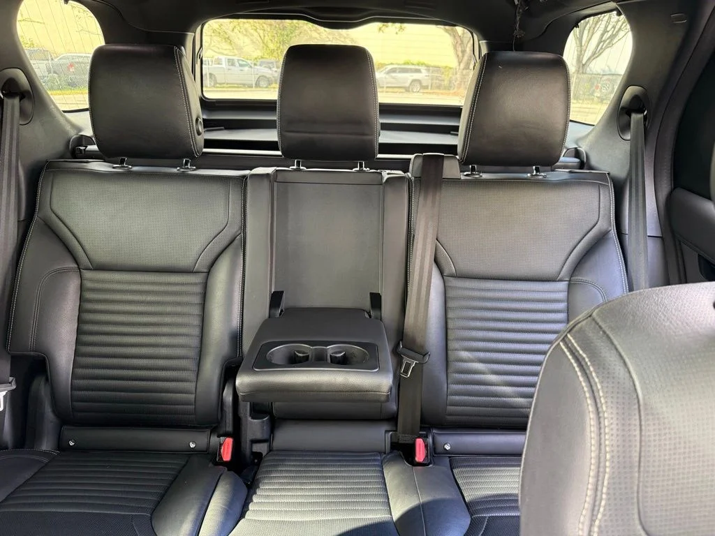 Used 2021 Black Land Rover S image 13