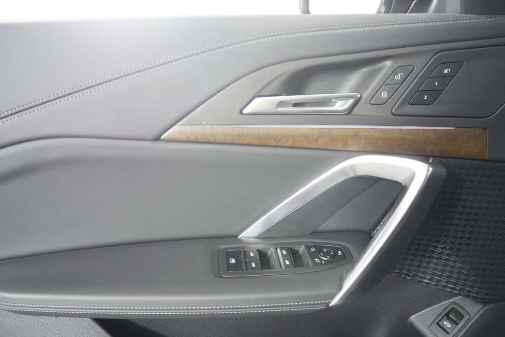 Certified Used 2026 Black Sapphire Metallic BMW xDrive28i image 9