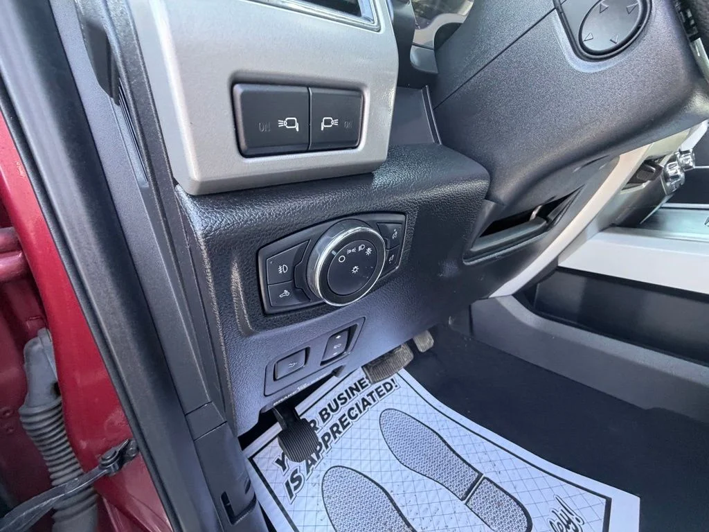 Used 2021 Red Ford Lariat image 23