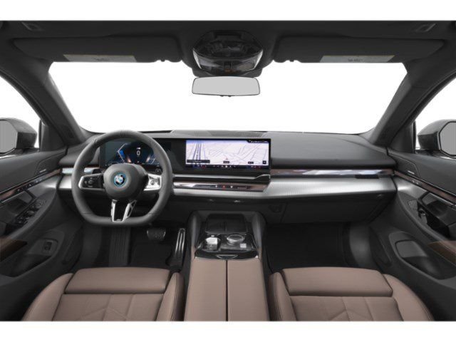 New 2027 Gray Metallic BMW 550e xDrive image 15