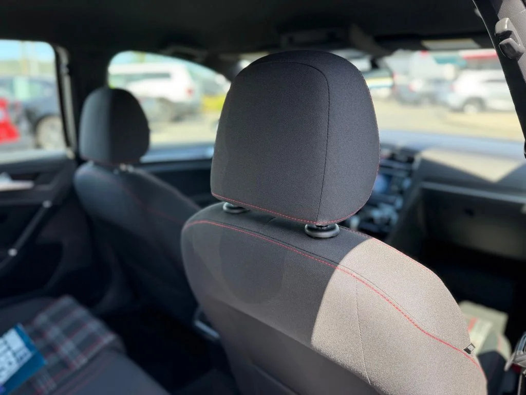 Used 2019 Black Volkswagen 2.0T S image 16