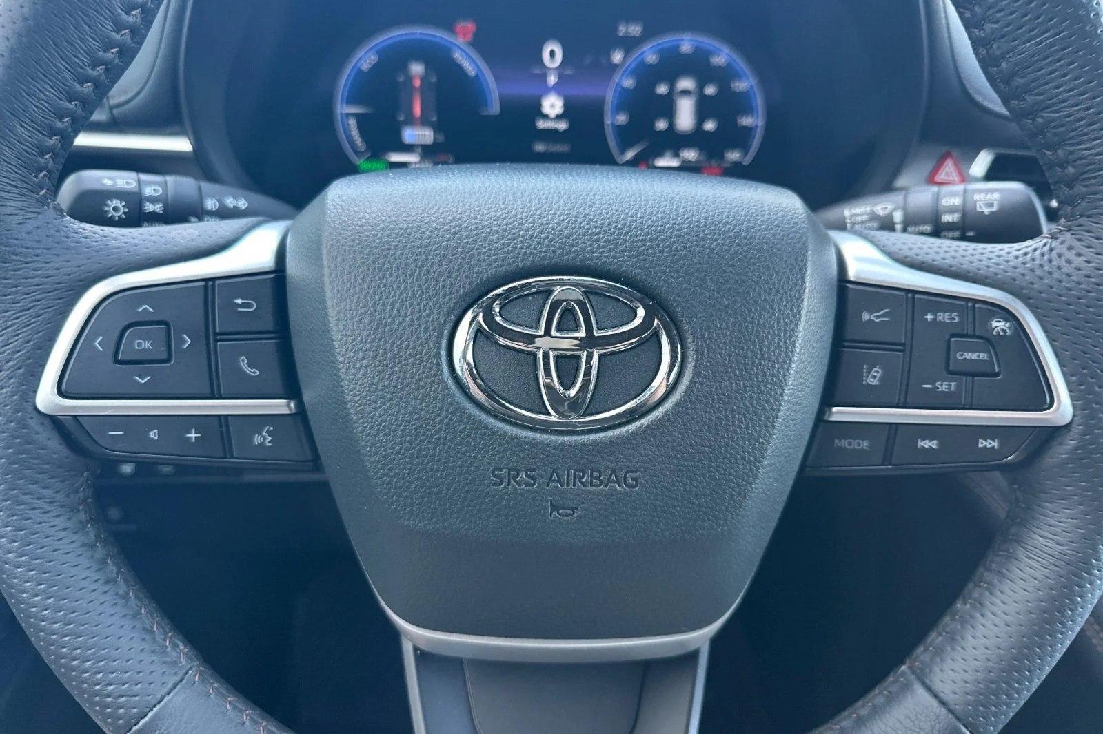 Certified Used 2025 Beige Toyota Platinum image 29