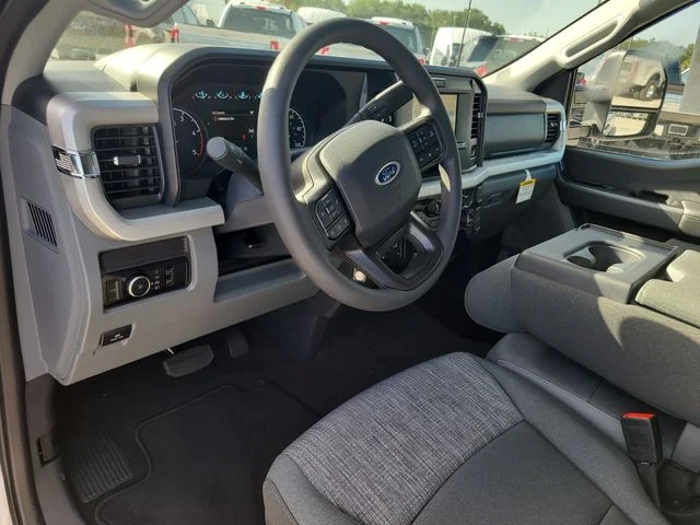 New 2026 Oxford White Ford XLT image 20