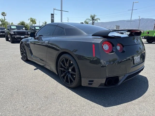 2014 Nissan GT-R GT-R Premium's photo