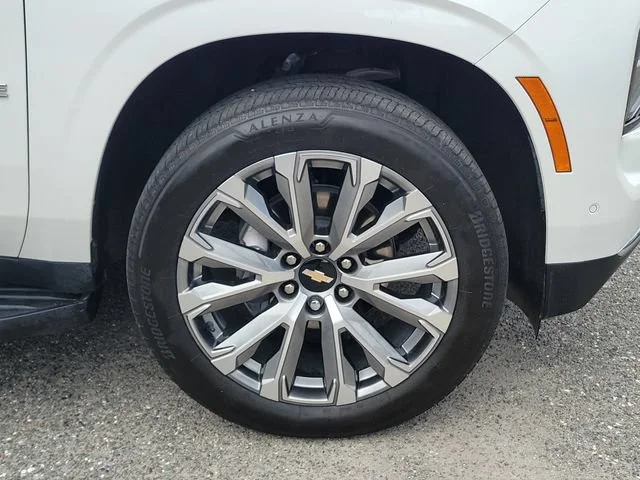 2025 Chevrolet Tahoe High Country - Photo 6