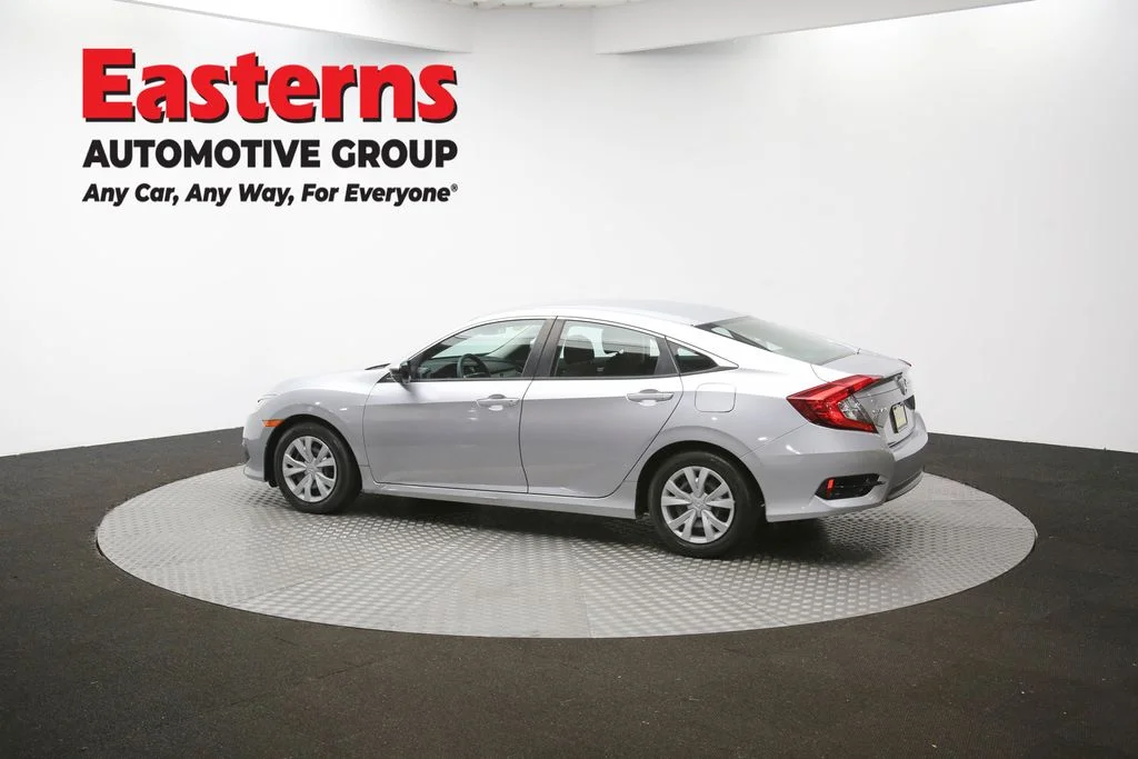 Used 2018 Silver Honda LX image 57
