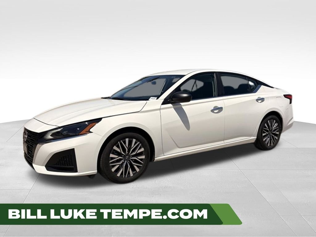 2025 Nissan Altima