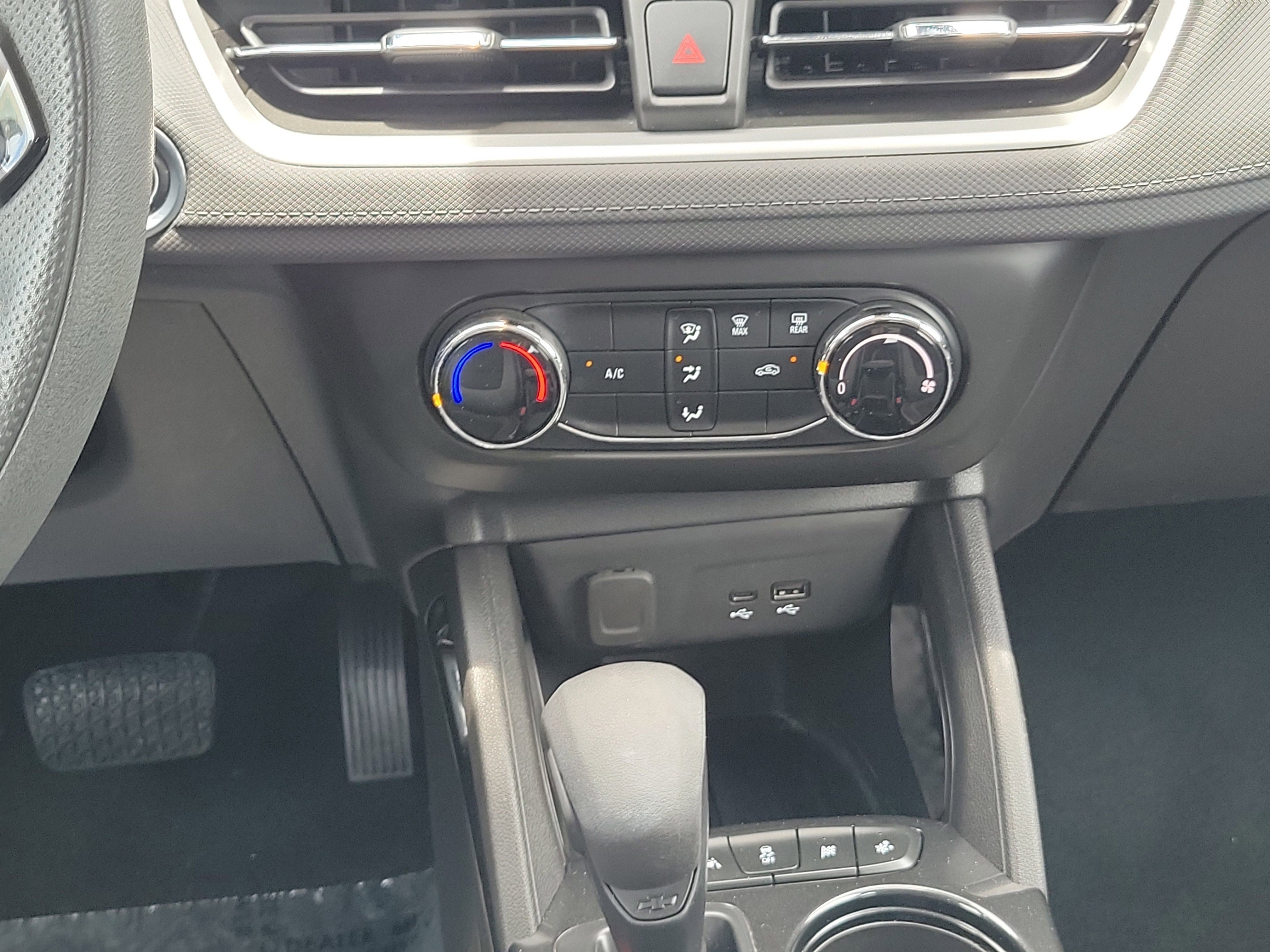 Used 2025 Mosaic Black Metallic Chevrolet LS image 18