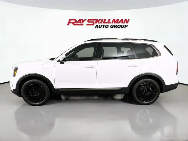 Used 2023 White Kia EX X-Line image 4