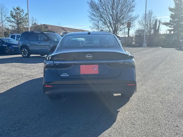 New 2026 Super Black Nissan SV image 5