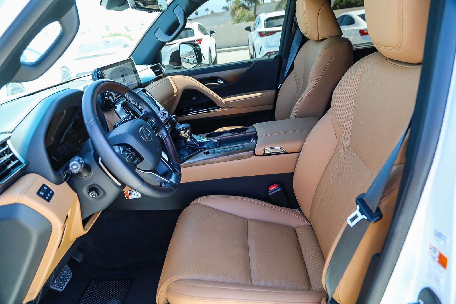 Certified Used 2026 Eminent White Pearl Lexus 600 Luxury image 16