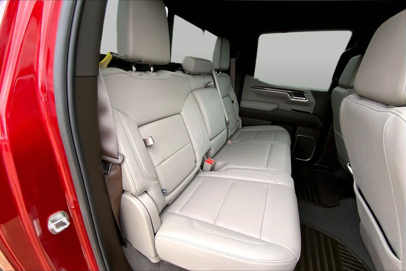 2023 Chevrolet Silverado 1500 LTZ - Photo 19
