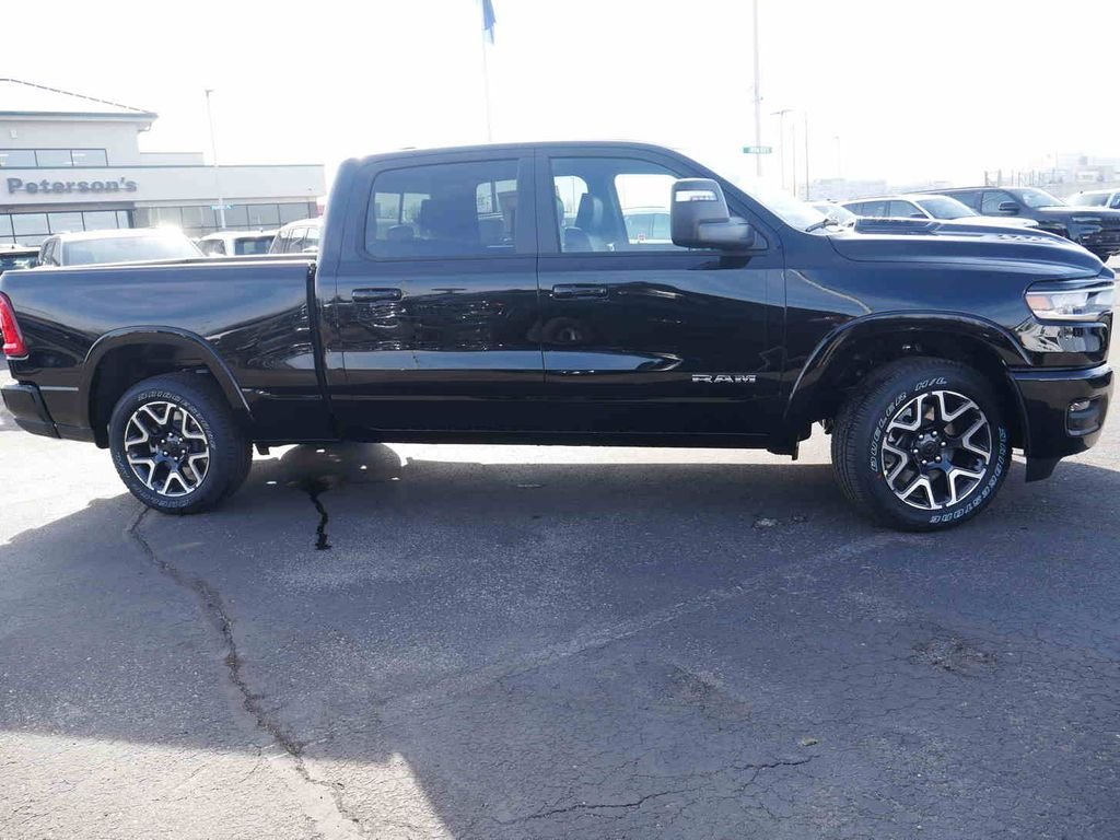 New 2026 Diamond Black Crystal Pearl-Coat Exterior Paint RAM LARAMIE image 26
