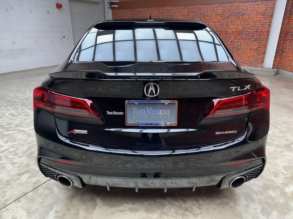 Certified Used 2019 Black Acura 3.5L Technology Pkg w/A-Spec Pkg image 4