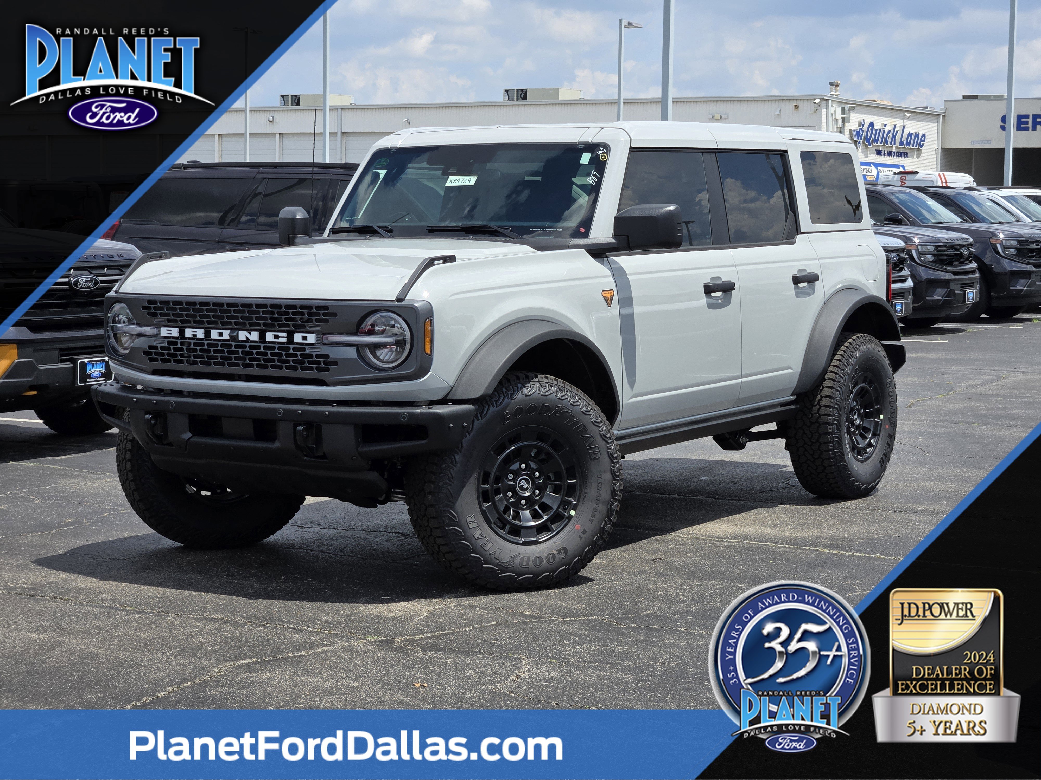 2026 Ford Bronco Badlands 4x4's photo