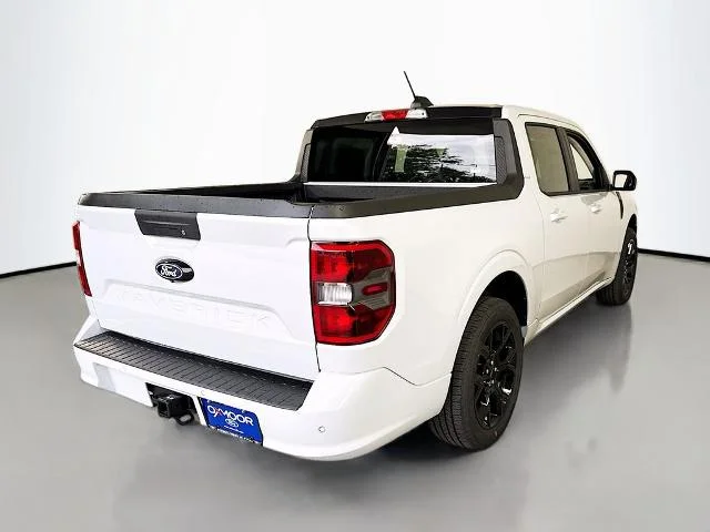 New 2026 Space White Metallic Ford Maverick Lobo™ image 37