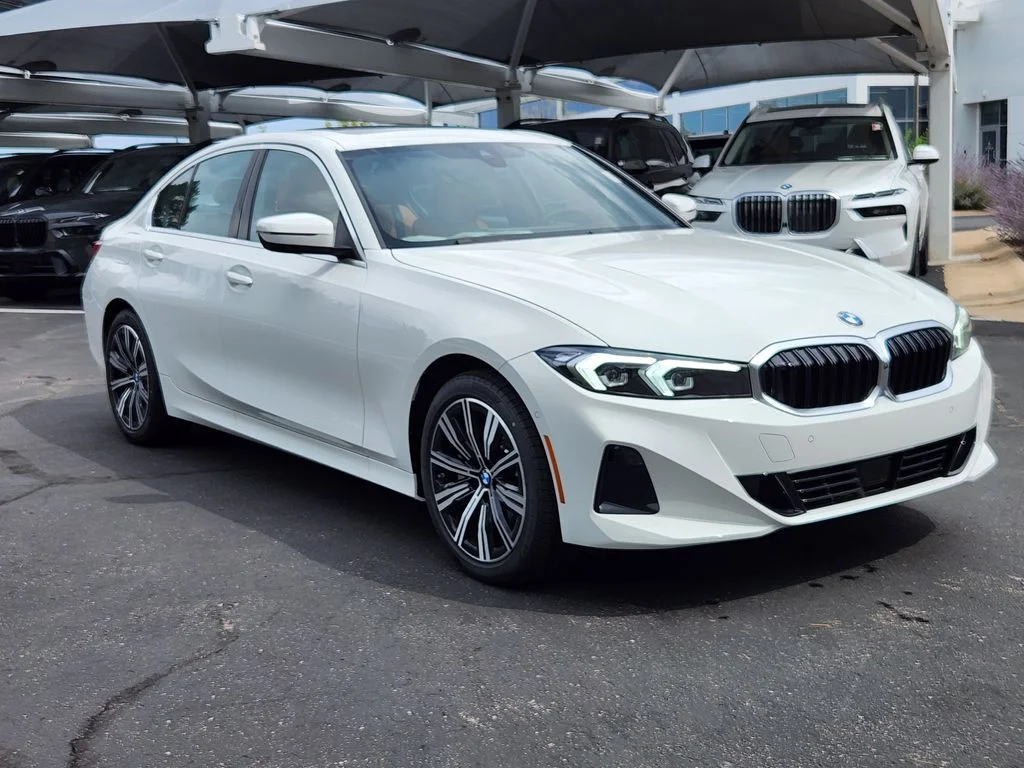 New 2026 Alpine White BMW 330i xDrive image 5