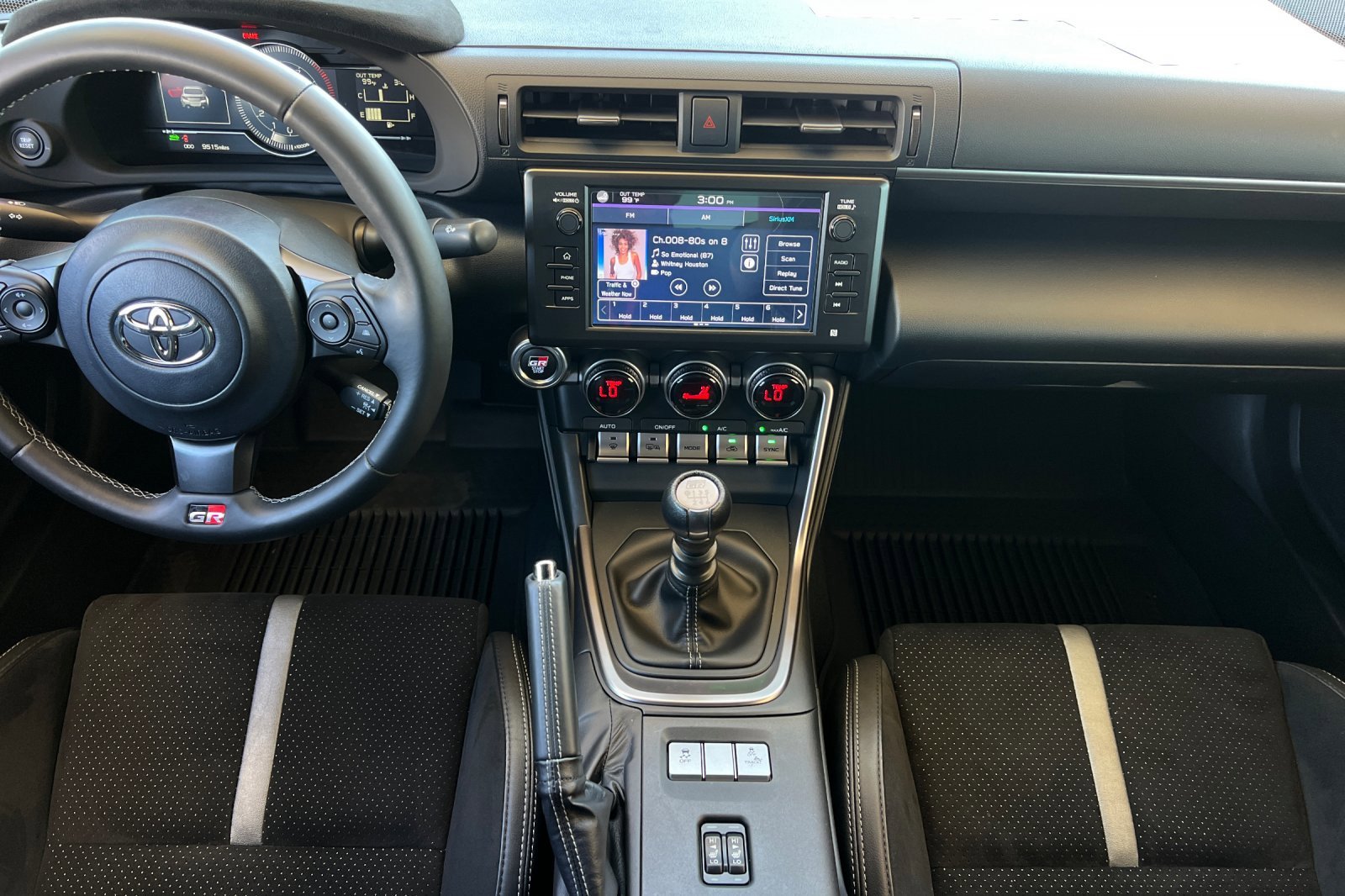 Used 2025 Pavement Toyota Premium image 13