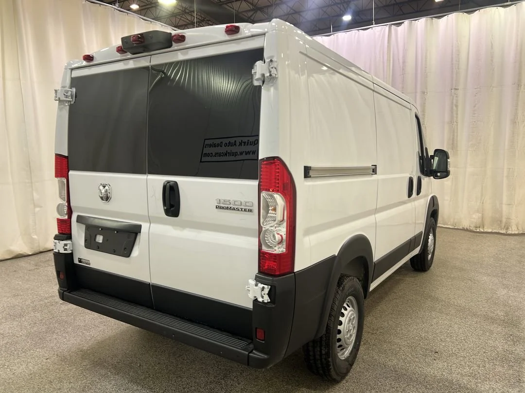 New 2026 Bright White Clear-Coat Exterior Paint RAM Tradesman 1500 Low Roof 118 WB w/Pass Seat image 8