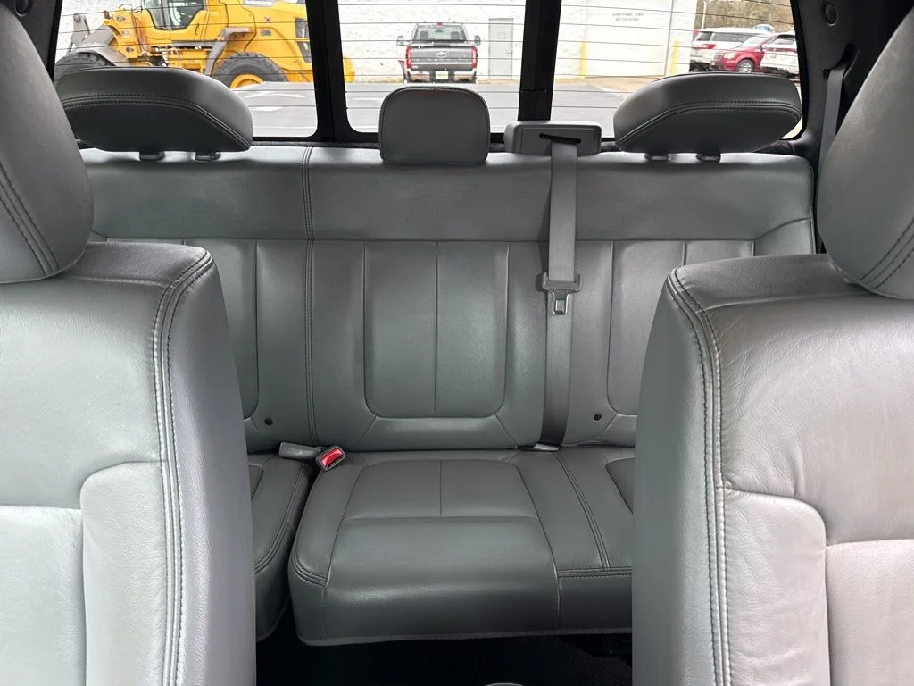 Used 2014 Ingot Silver Metallic Ford XLT image 29