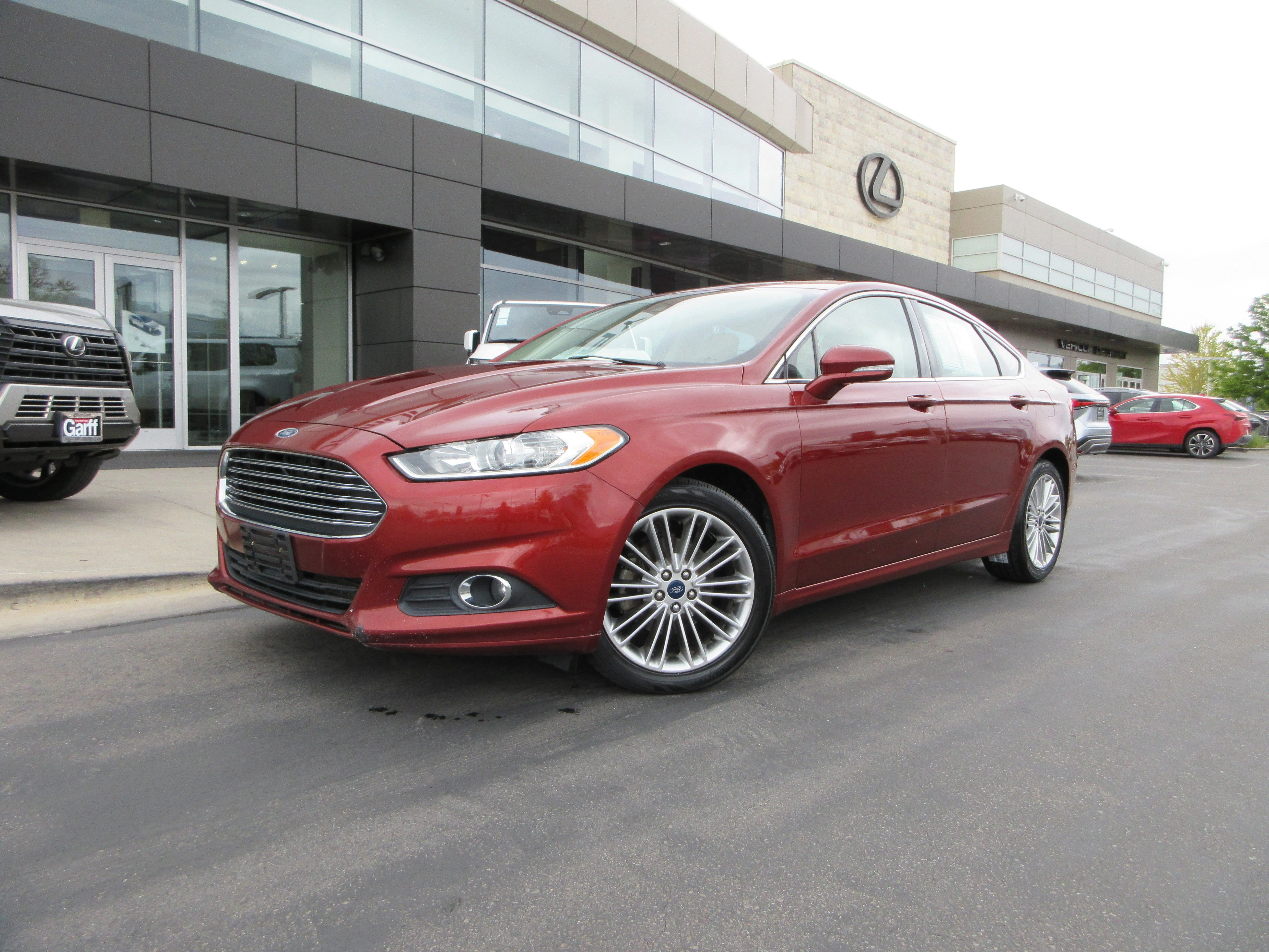 2014 Ford Fusion SE