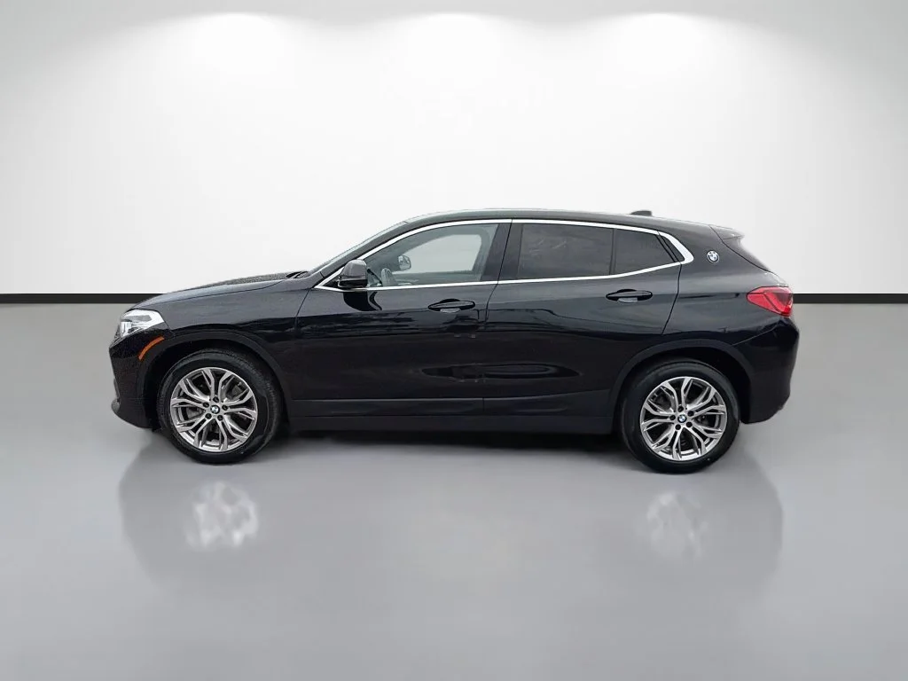 Used 2019 Black BMW sDrive28i image 6
