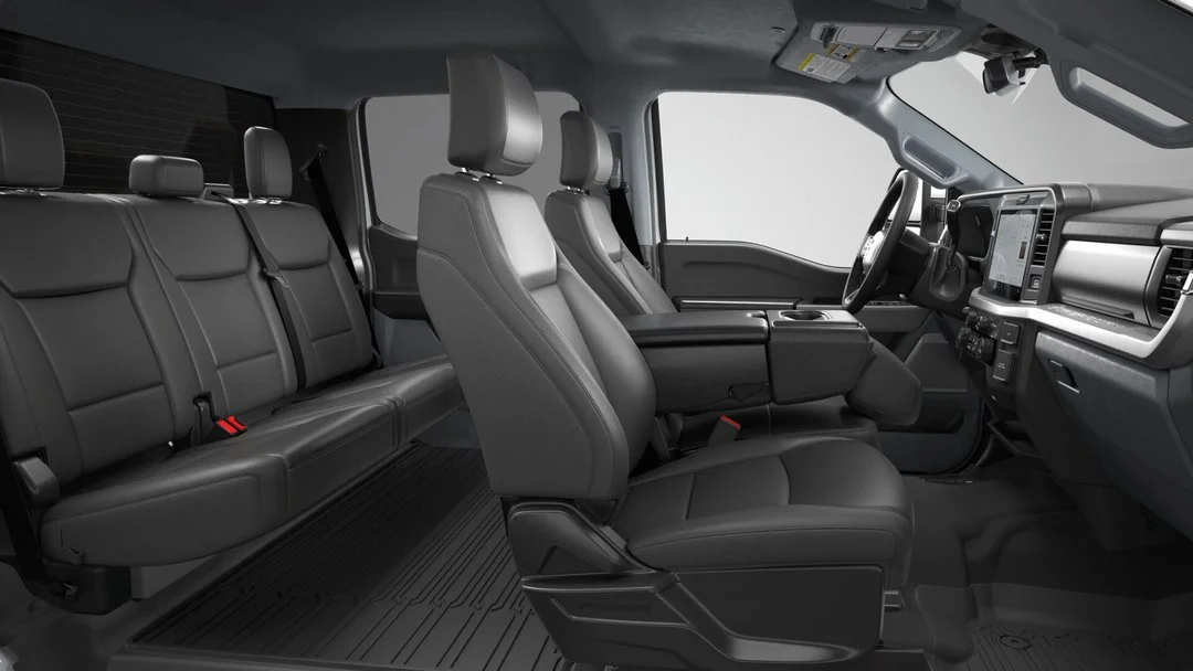 New 2026 Oxford White Ford XLT image 6