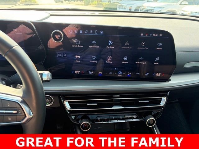 Used 2025 Mosaic Black Metallic Chevrolet LT image 24
