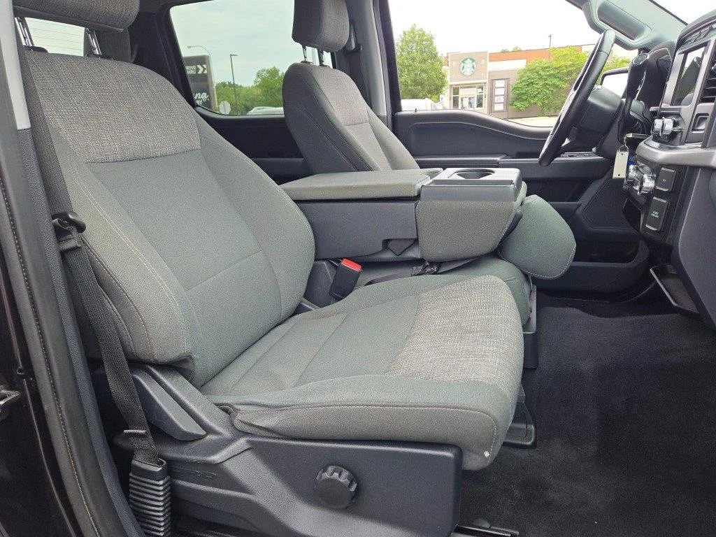 Used 2023 Agate Black Ford XLT image 4