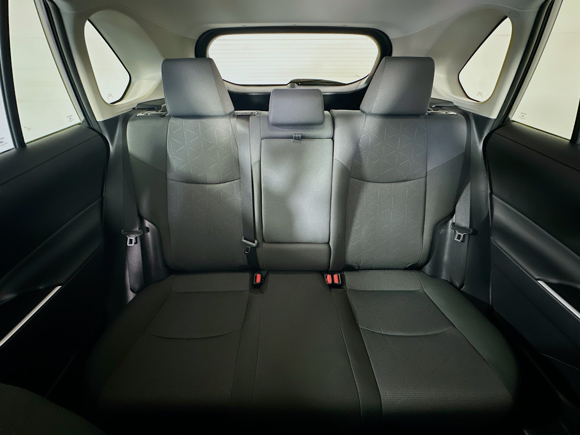Used 2025 Magnetic Gray Metallic Toyota XLE image 30