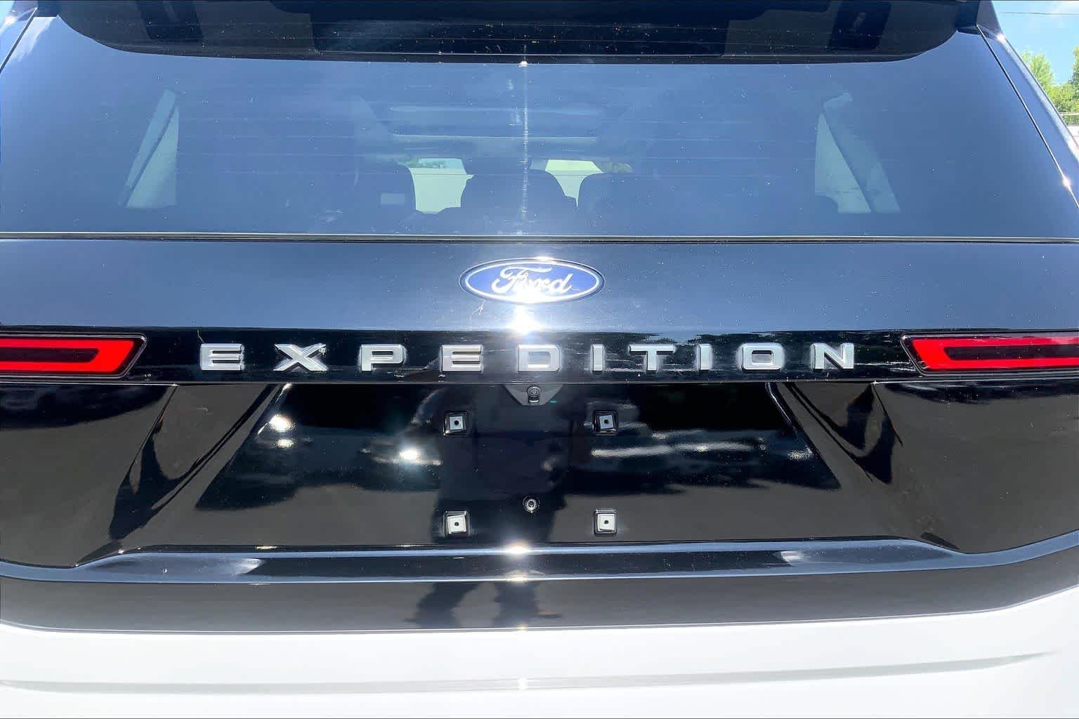 Certified Used 2025 Space Silver Ford Platinum image 33