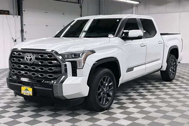 Used 2026 Wind Chill Pearl Toyota Platinum image 12