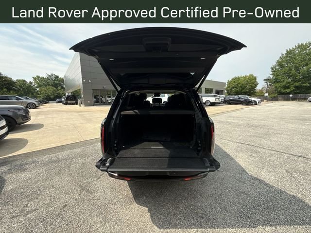 Certified Used 2025 Santorini Black Land Rover SE image 25