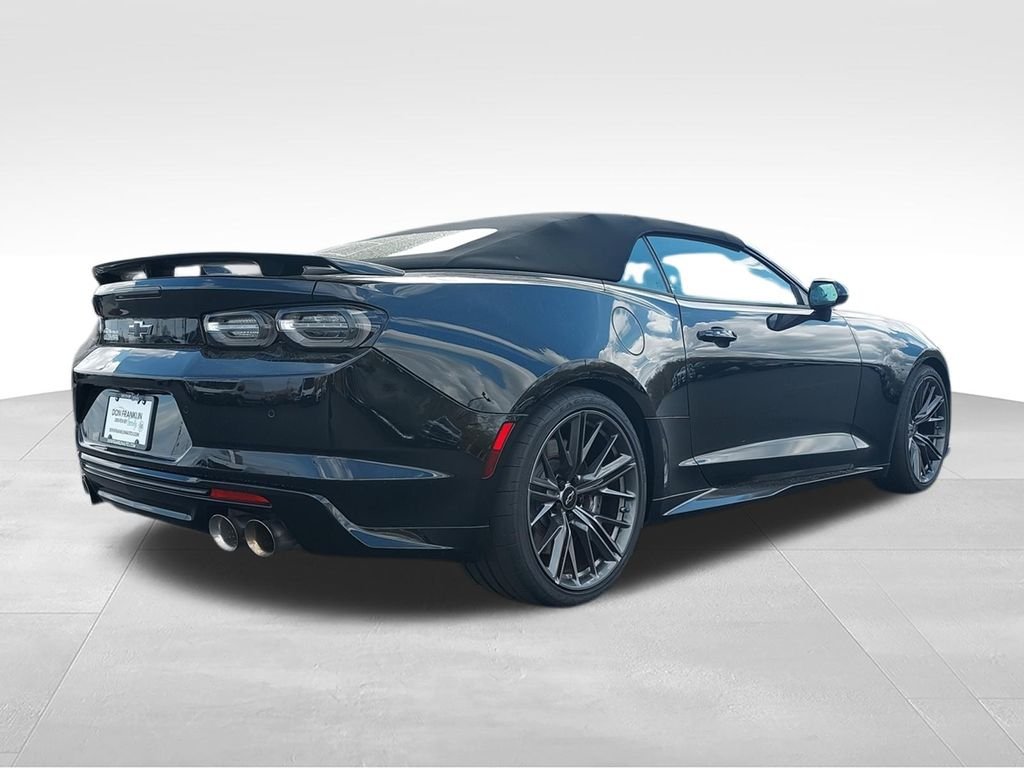 Used 2022 Black Chevrolet ZL1 image 8