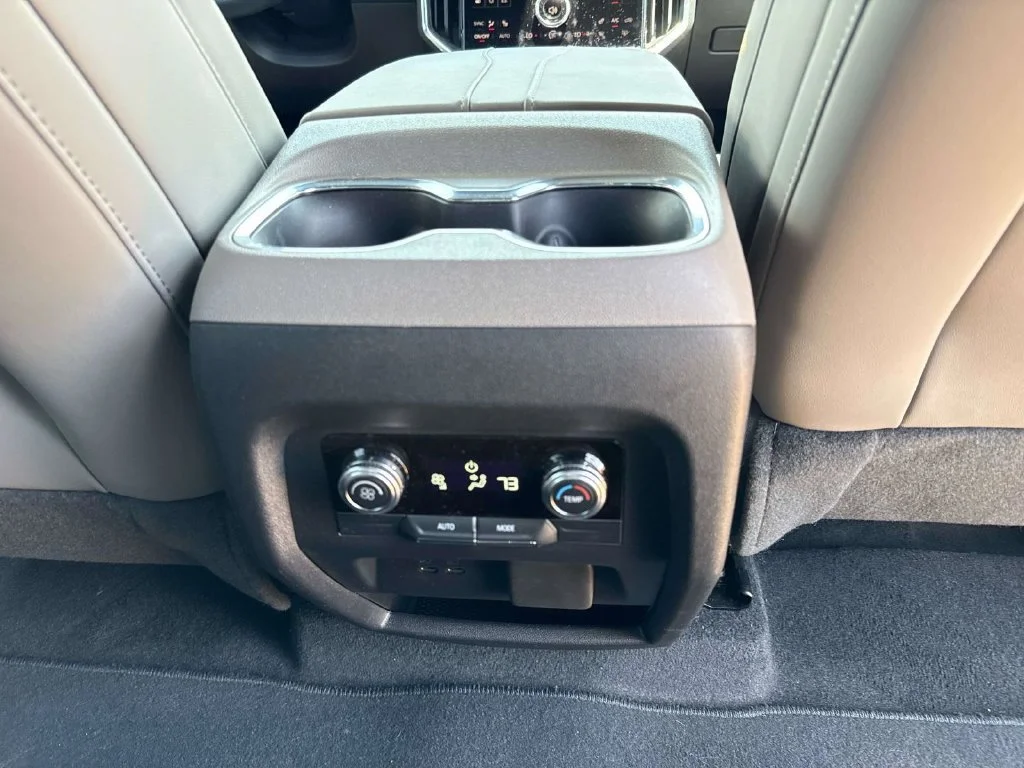 2026 GMC Acadia Elevation - Photo 19