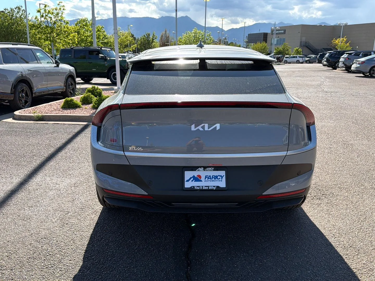 New 2026 Wolf Gray Kia Light Long Range image 5