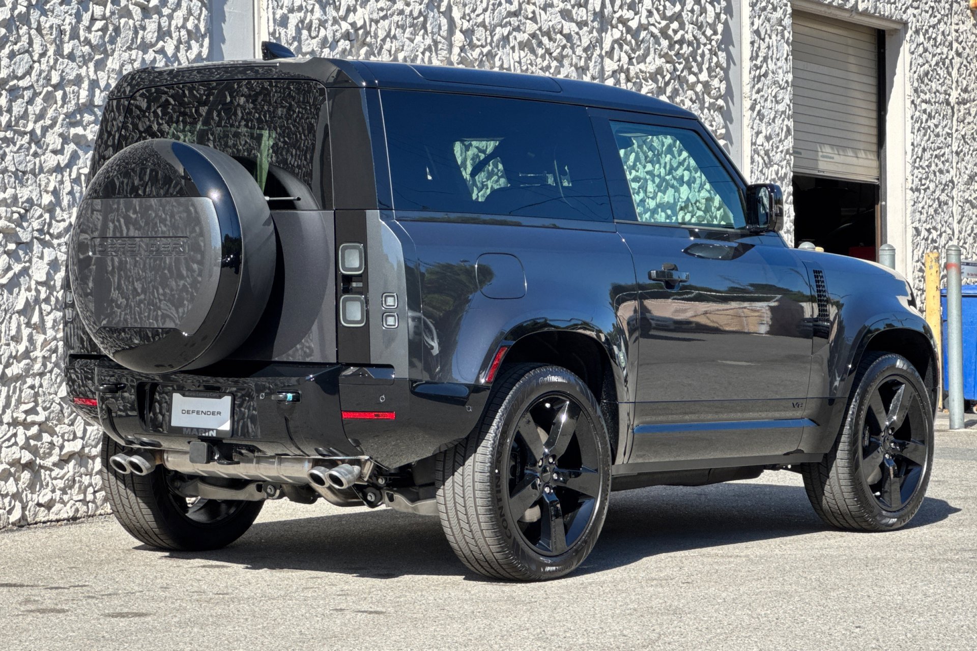 New 2026 Carpathian Grey Land Rover V8 image 2