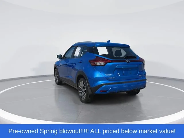 Used 2021 Blue Nissan SV image 6