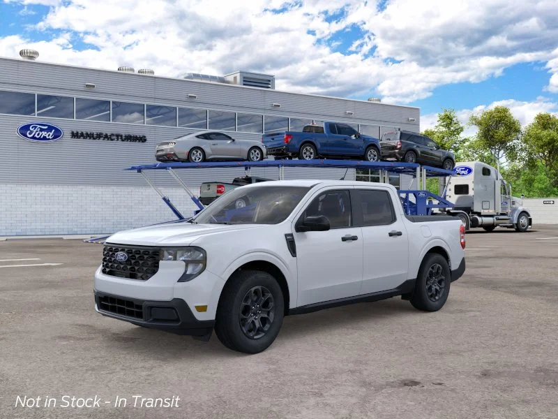 New 2026 Oxford White Ford XLT image 1
