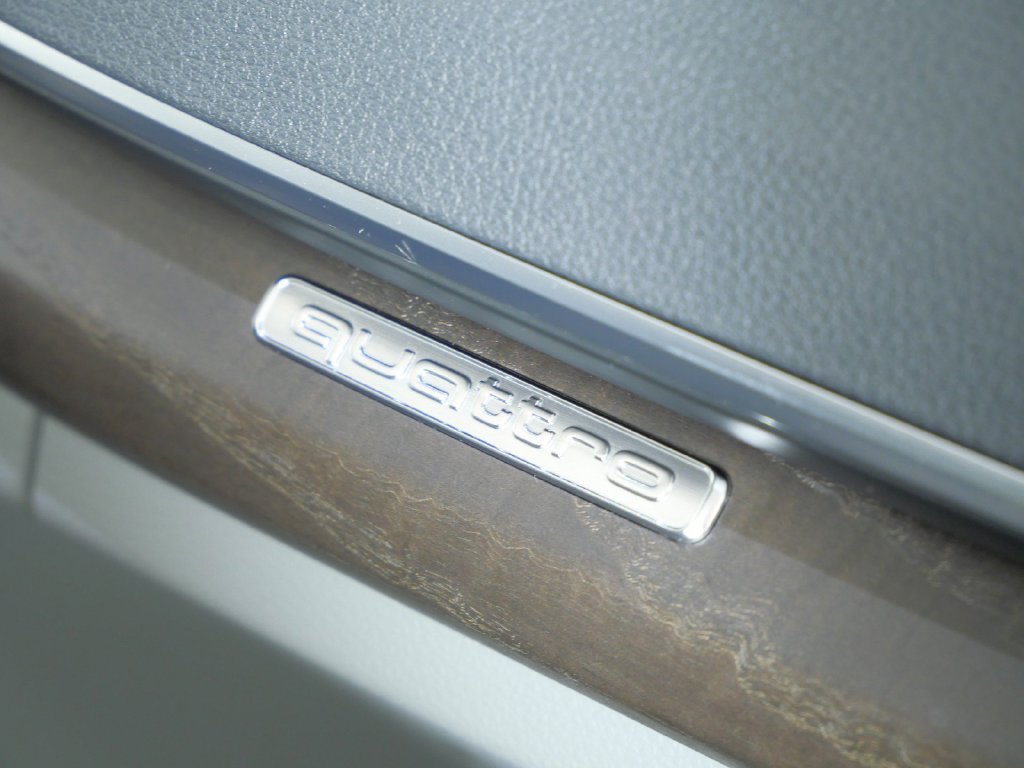 Used 2020 Blue Audi 45 Premium Plus image 23