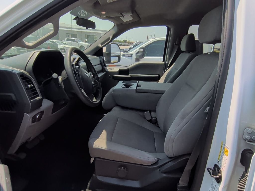 Used 2019 Oxford White Ford XL image 10