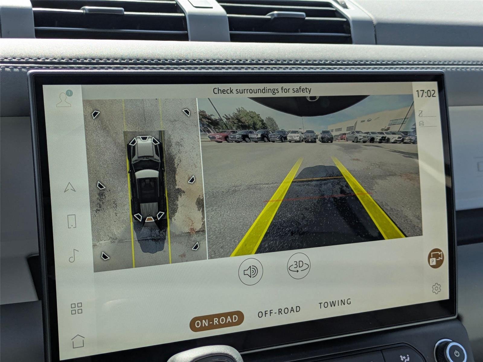 New 2026 Fuji White Land Rover S image 22