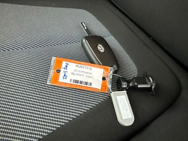 Used 2019 Gray Hyundai 2.0 image 33